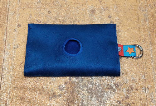 Bild "Gen&auml;htes:Poop-Pick-blau-500.png"