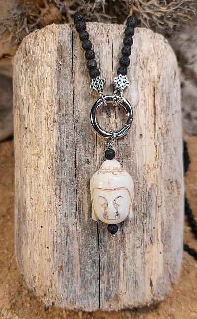 Buddha weißer Türkis